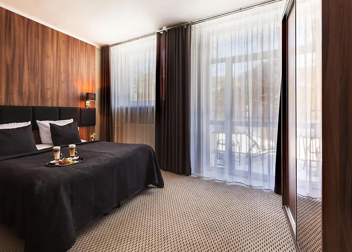 Diuna Beskidy - Dawny Kolejarz Resort Ustron